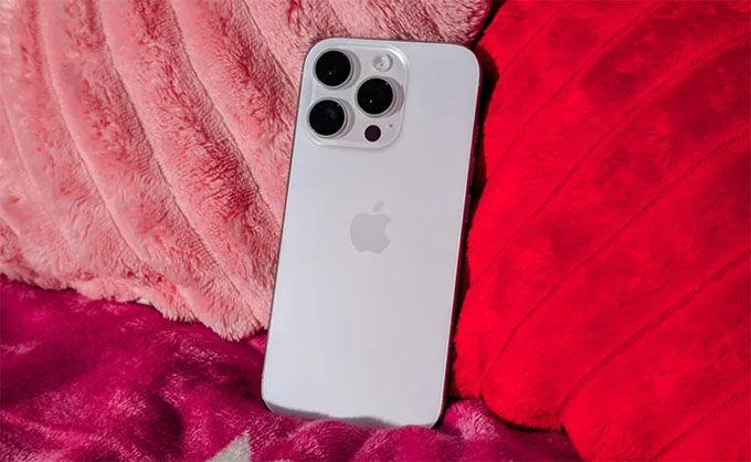 iPhone 16 Pro có khung titan