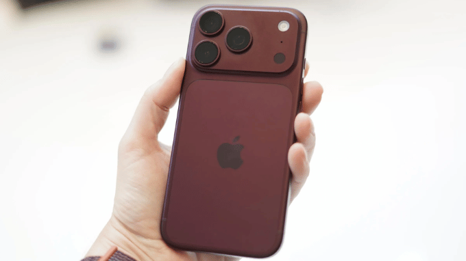 Thiết kế iPhone 18 Pro Max lớn và mạnh mẽ