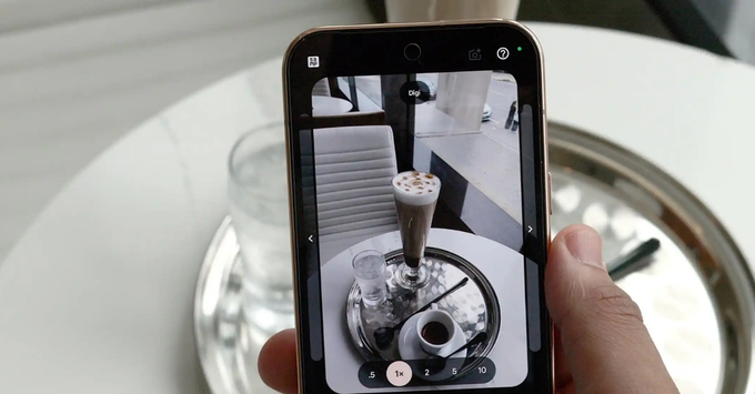Tạo chất ảnh điện ảnh ngay trong khoảnh khắc với Camera Looks.