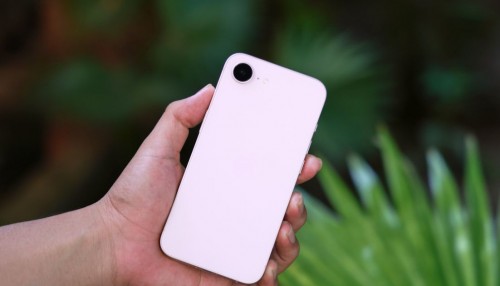 Samsung Galaxy S26 FE và iPhone 17e: Sự lựa chọn nào tốt hơn?