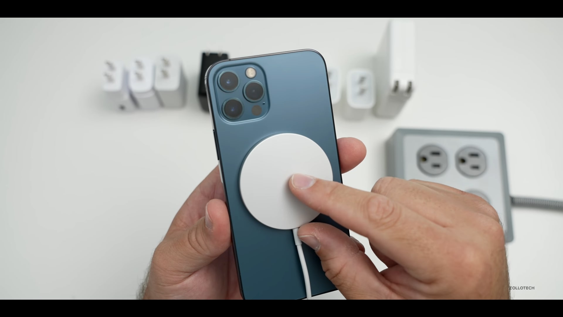 MagSafe-with-20W-charger_3