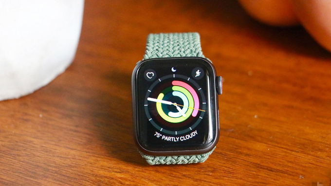 apple watch se 44mm lte