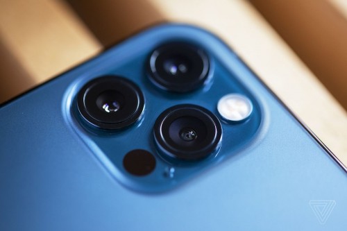 Camera iPhone 12 Pro rất tốt, nhưng hi vọng bản Max còn tốt hơn