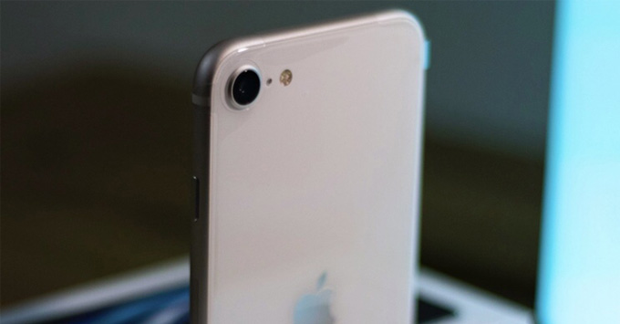 iPhone SE 3 có thể là mẫu iPhone cuối cùng sở hữu màn hình LCD