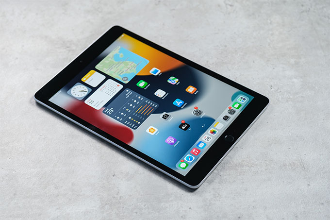 iPad 10.2 inch 2021 được trang bị màn hình Retina cảm ứng đa điểm