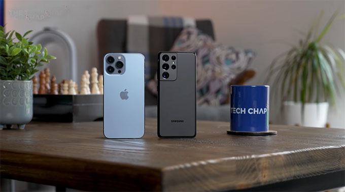 Điểm chung của iPhone 13 Pro Max và Galaxy S22 Ultra là đều toát lên sự đẳng cấp 