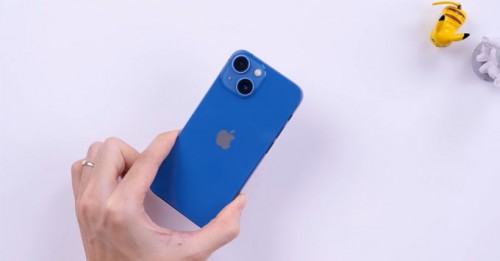 Nên mua iPhone 13 mini hay iPhone SE 2020: Lựa chọn nào tối ưu hơn?