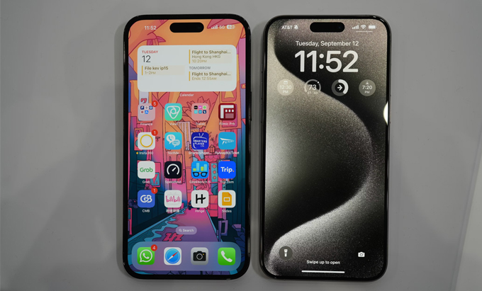 iPhone 15 Pro Max và iPhone 12 Pro Max về màn hình