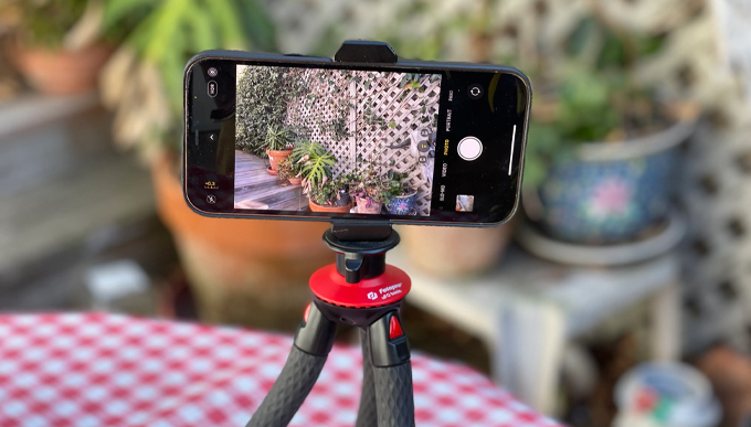 Nên mua iPhone 15 Pro Max và iPhone 12 Pro Max về camera