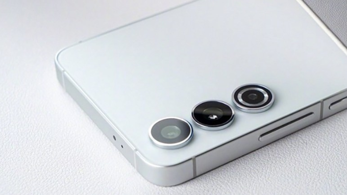 Khung của Galaxy S24 Plus sẽ được làm từ titan