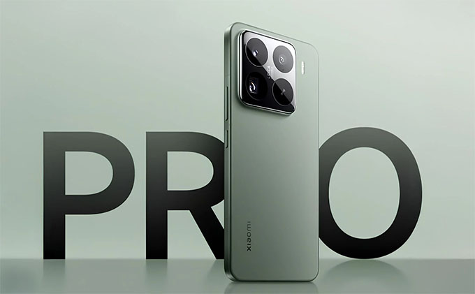 Điện thoại Xiaomi 15 Pro đi kèm với thiết lập ba camera mang thương hiệu Leica