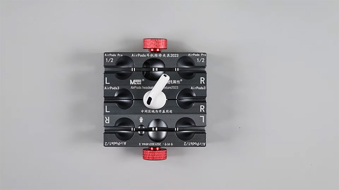 Mổ bụng AirPods 4