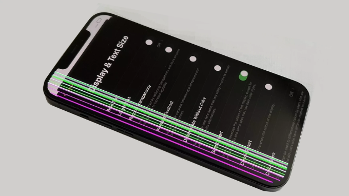 Nguyên nhân khiến điện thoại sọc màn hình