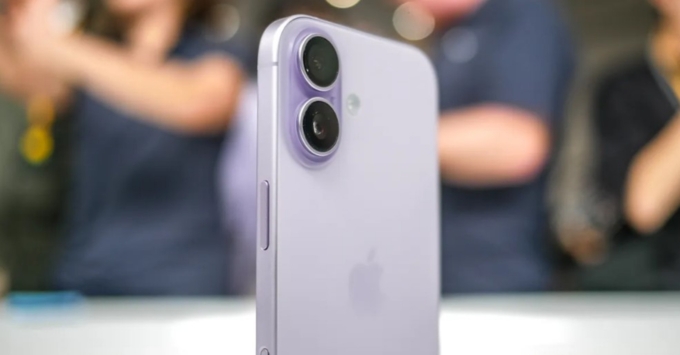 Camera kép 48MP trên iPhone 17 512GB (LL/A) chụp ảnh và quay video siêu nét