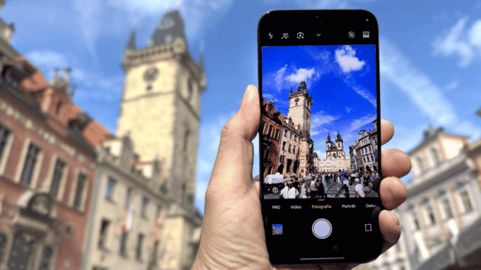 Camera telephoto 50MP zoom 5x trên Xiaomi 15T Pro