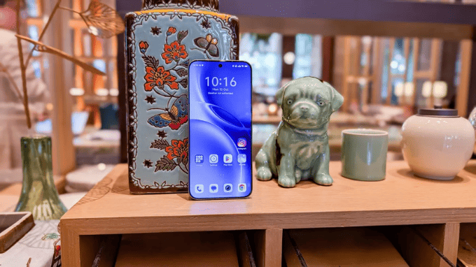 Chip Dimensity 9500 mạnh mẽ trên cả hai phiên bản