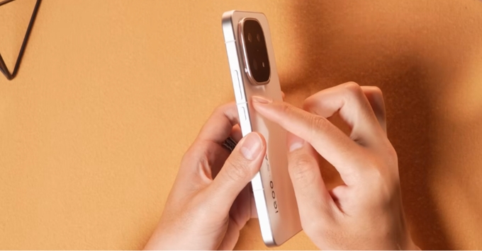 Thiết kế Vivo iQOO 15 phù hợp cho các game thủ