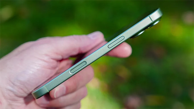 Có nên mua iPhone 17 chính hãng?