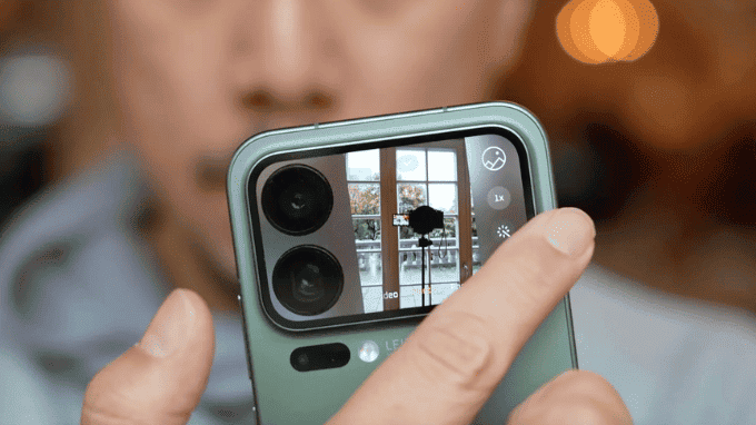 Hệ thống triple camera 50MP với telephoto 5x trên Xiaomi 17 Pro Max