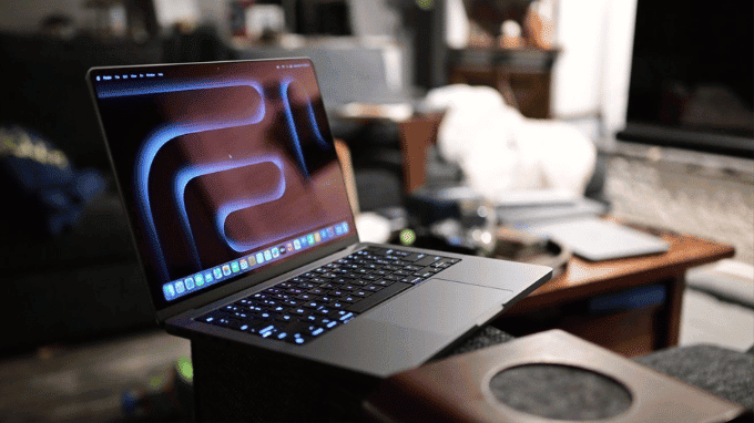 MacBook Pro M5 giữ nguyên thiết kế tinh hoa