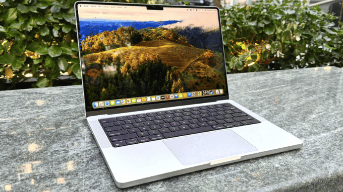 MacBook Pro M5 thiết lập chuẩn mực mới về hiệu năng di động