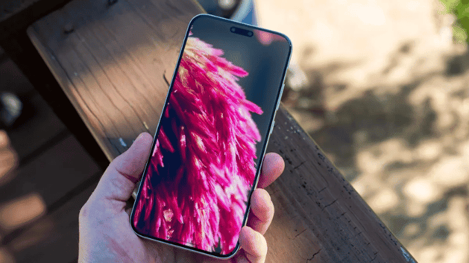 Màn hình Honor Magic 8 Pro mang lại trải nghiệm hình ảnh sống động