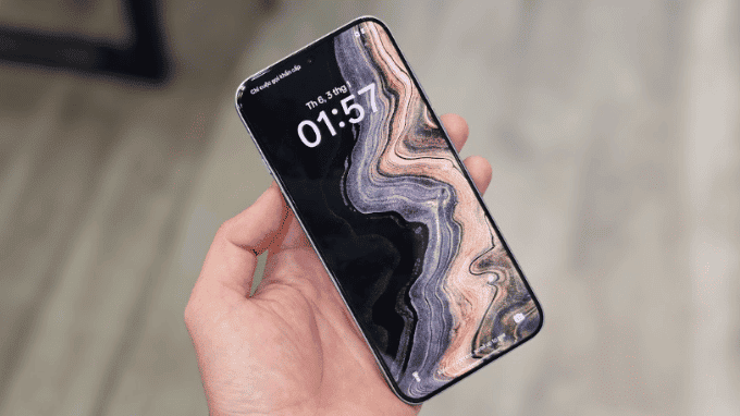 Màn hình LTPO AMOLED 120Hz với độ sáng 4500 nits trên Oppo Find X8