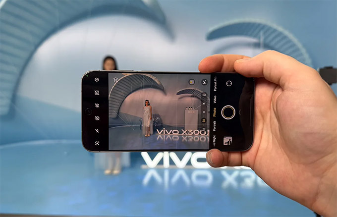 Vivo X300 Pro sở hữu bộ phụ kiện nhiếp ảnh độc quyền