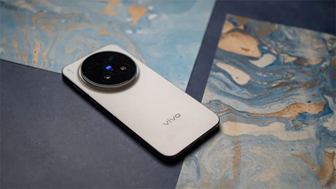 Thay đổi thiết kế: Từ mềm mại đến hiện đại phẳng