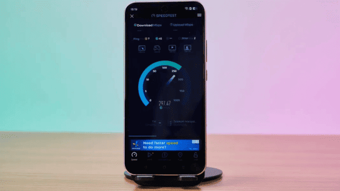 OPPO A6 Pro với viên pin 7.000mAh 