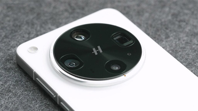 Oppo Find X9 Ultra 2025 lộ diện: Độc quyền chip, camera 200MP thách thức mọi đối thủ