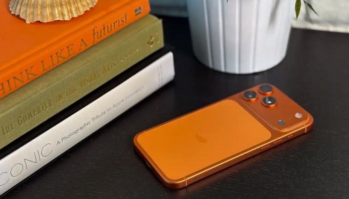 Cảnh báo: vệ sinh iPhone 17 Pro sai cách khiến màu cam vũ trụ biến thành hồng