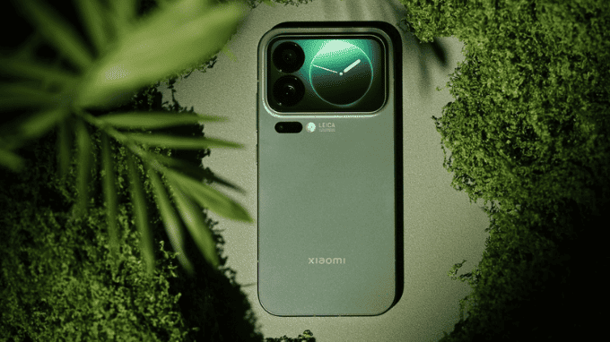 Xiaomi 17 Pro Max với màn hình phụ phía sau độc đáo