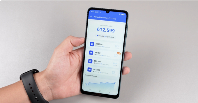 Chip MediaTek Helio G99 vận hành ổn định các tác vụ hàng ngày và hỗ trợ tính năng Circle to Search tiện lợi.
