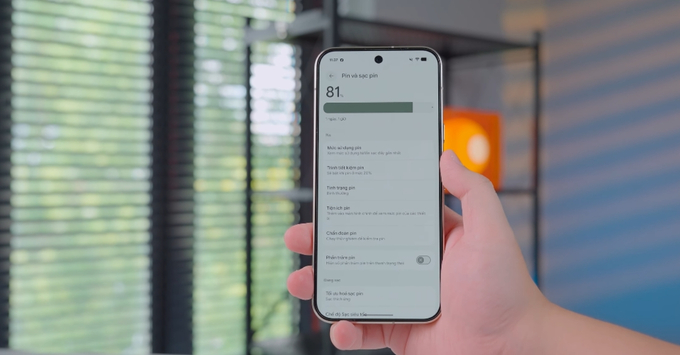 Xiaomi 18 Pro Max pin 8500mAh – Năng lượng bền bỉ cho trải nghiệm xuyên suốt 2 ngày.