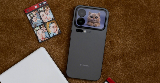Xiaomi 18 Pro Max vẻ ngoài mạnh mẽ, khẳng định đẳng cấp của dòng flagship cao nhất.