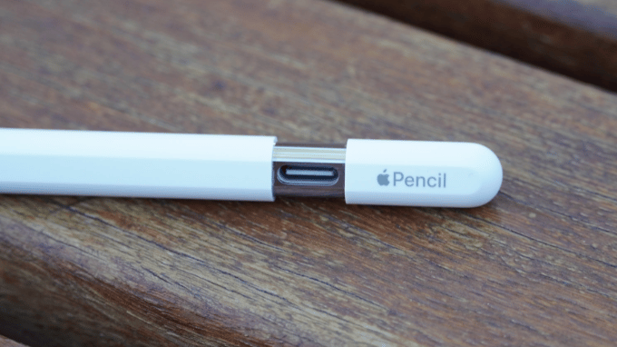 Apple Pencil USB-C là phiên bản dành cho iPhone Duo