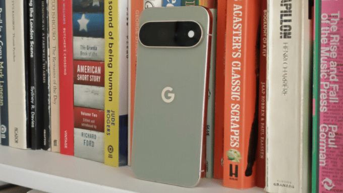 Pixel 11 Pro XL nhẹ hơn khi cầm lâu