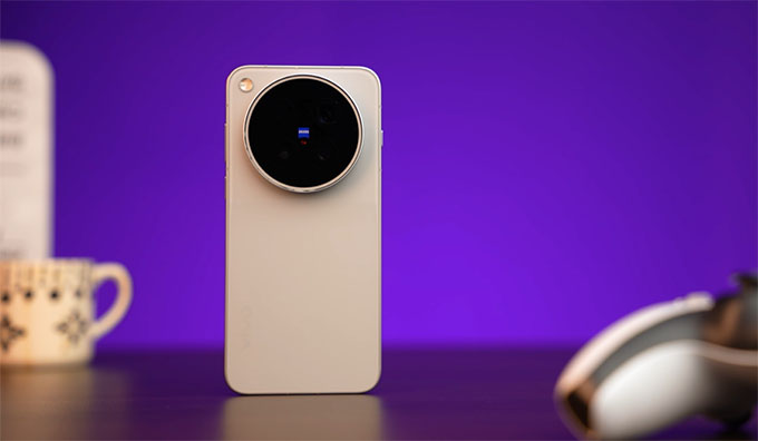 Vivo X500 Pro Max là một trong hai chiếc điện thoại đầu tiên dùng MediaTek Dimensity 9600 Pro
