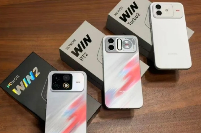 Cả ba phiên bản thuộc dòng Honor Win 2 đều sở hữu bước đột phá với màn hình OLED 2K tần số quét 185Hz và dung lượng pin vượt mốc 10.000mAh.