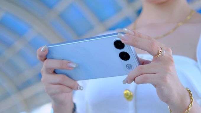 OPPO A7 Pro sử dụng vi xử lý MediaTek Dimensity 6360 MAX