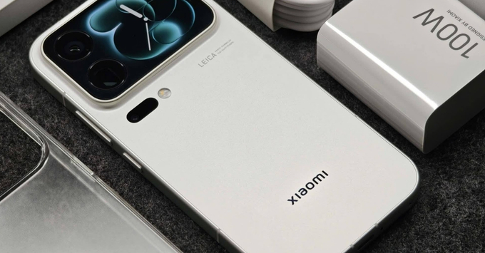 Xiaomi 18 Pro sạc nhanh 100W – Đánh bay nỗi lo hết pin chỉ trong chốc lát.