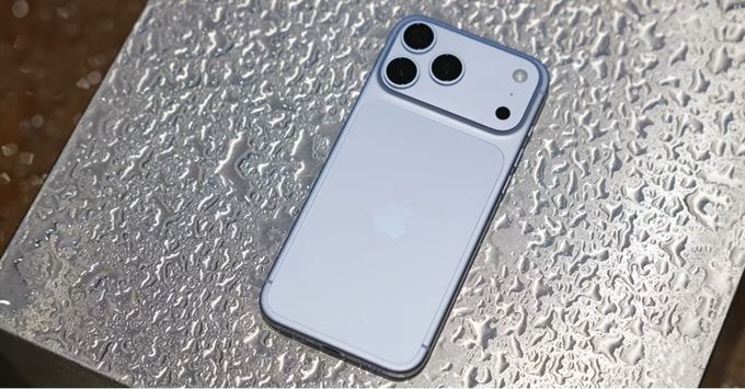 Tổng thể thiết kế sang trọng và đẳng cấp mang hơi hướng tương lai của siêu phẩm iPhone 18 Pro Max 1TB X/A.