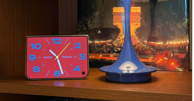 Cân nhắc giữa không gian làm việc đa nhiệm đột phá của iPhone Duo hay sự tiện lợi quen thuộc của Face ID trên dòng iPhone Pro Max truyền thống.