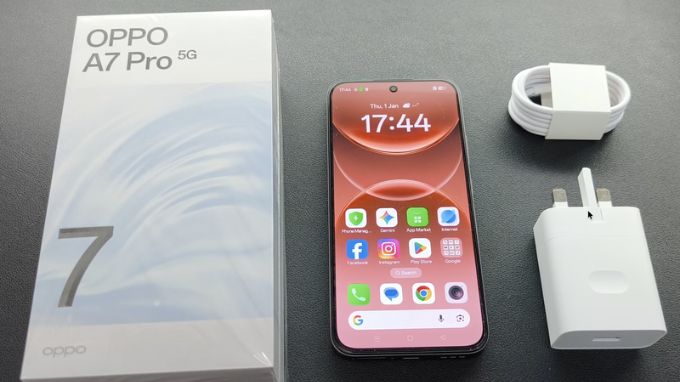 OPPO A7 Pro