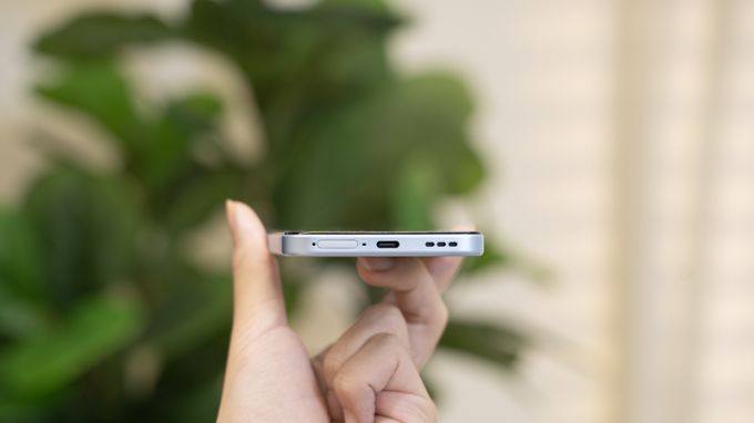 OPPO A7 Pro được trang bị viên pin dung lượng khổng lồ lên tới 8000mAh
