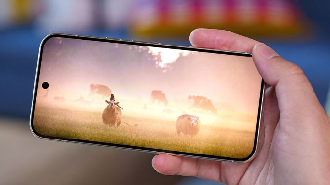 Màn hình của Pixel 11 Pro XL hiển thị hình ảnh cực kỳ sắc nét
