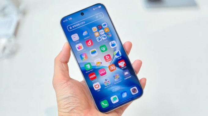 Vivo X500 Pro Max trang bị màn hình LTPO AMOLED