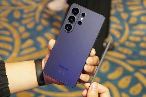 Vivo X500 Pro Max và Samsung Galaxy S26 Ultra: Lựa chọn nào tốt hơn trong phân khúc cao cấp