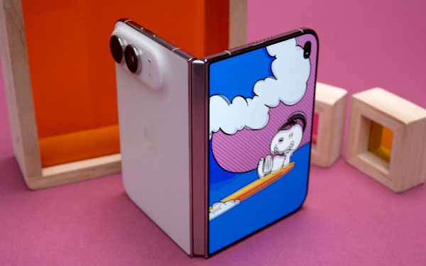 iPhone Duo và chiến lược 'đừng là người đầu tiên, hãy là người giỏi nhất' của Apple